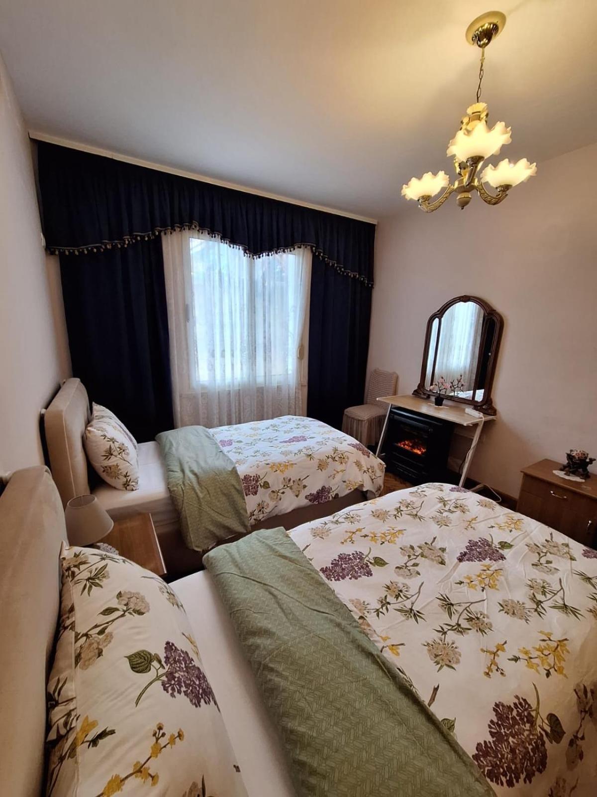 Apartament Cozyflat In The Middle Of Tirana Zewnętrze zdjęcie